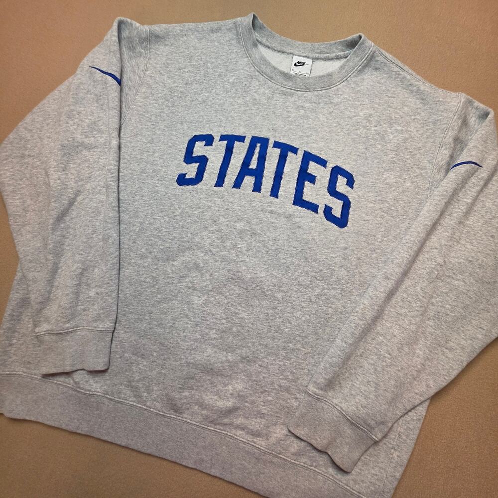Nike USMNT Soccer STATES Logo Crewneck Sweatshirt Heather Gray & Blue Sz XL